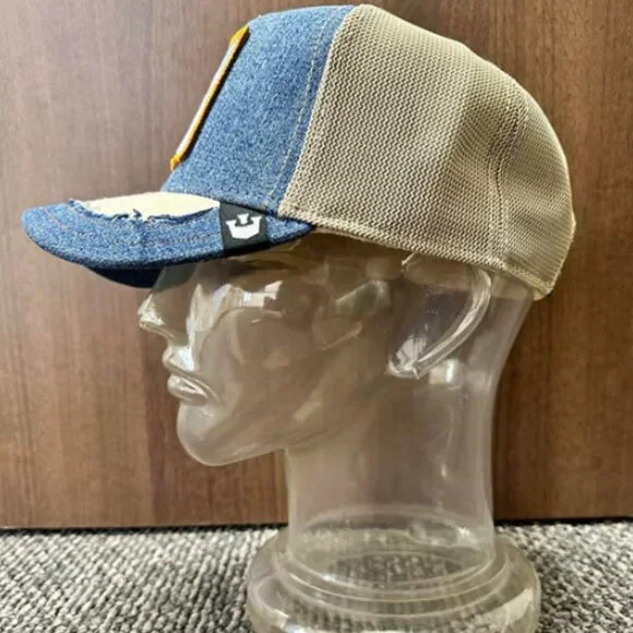 Goorin Bros Animal Farm Trucker Baseball Snapback Hat Cap Tricky Silky Rabbit